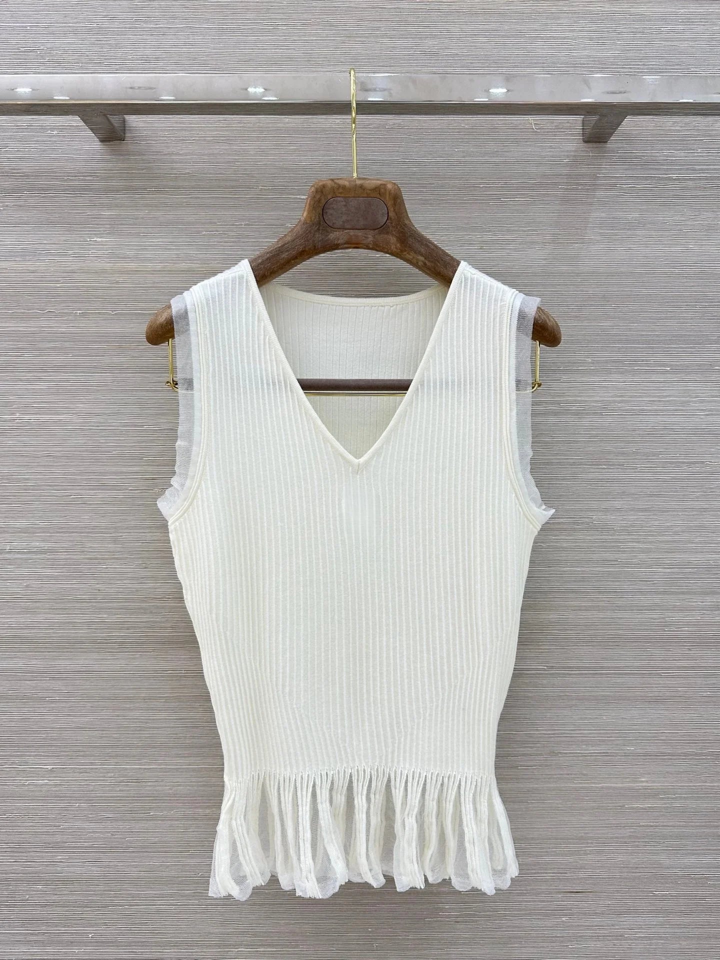 Womens Sleeveless Knit V Neck Top Casual Summer Fashion