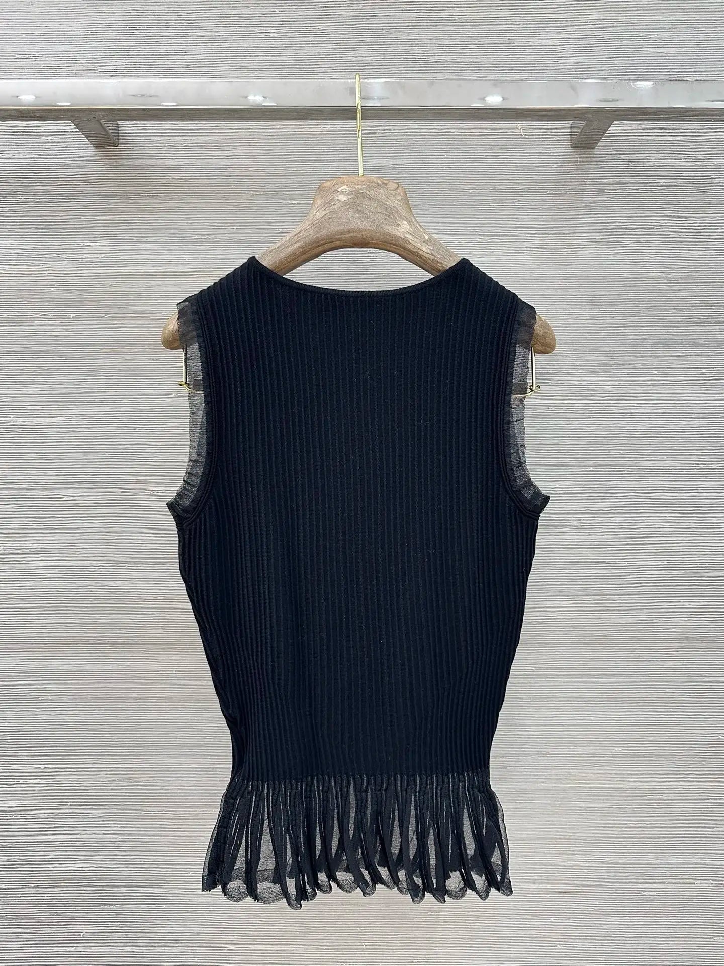 Womens Sleeveless Knit V Neck Top Casual Summer Fashion